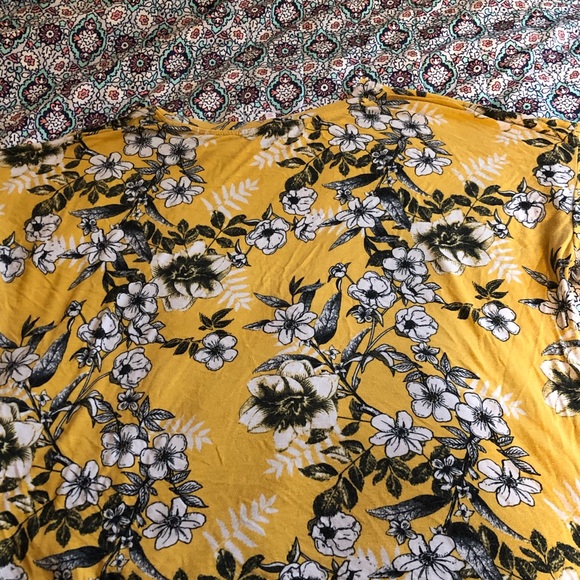 Xhilaration Floral Shirt - Picture 6 of 6